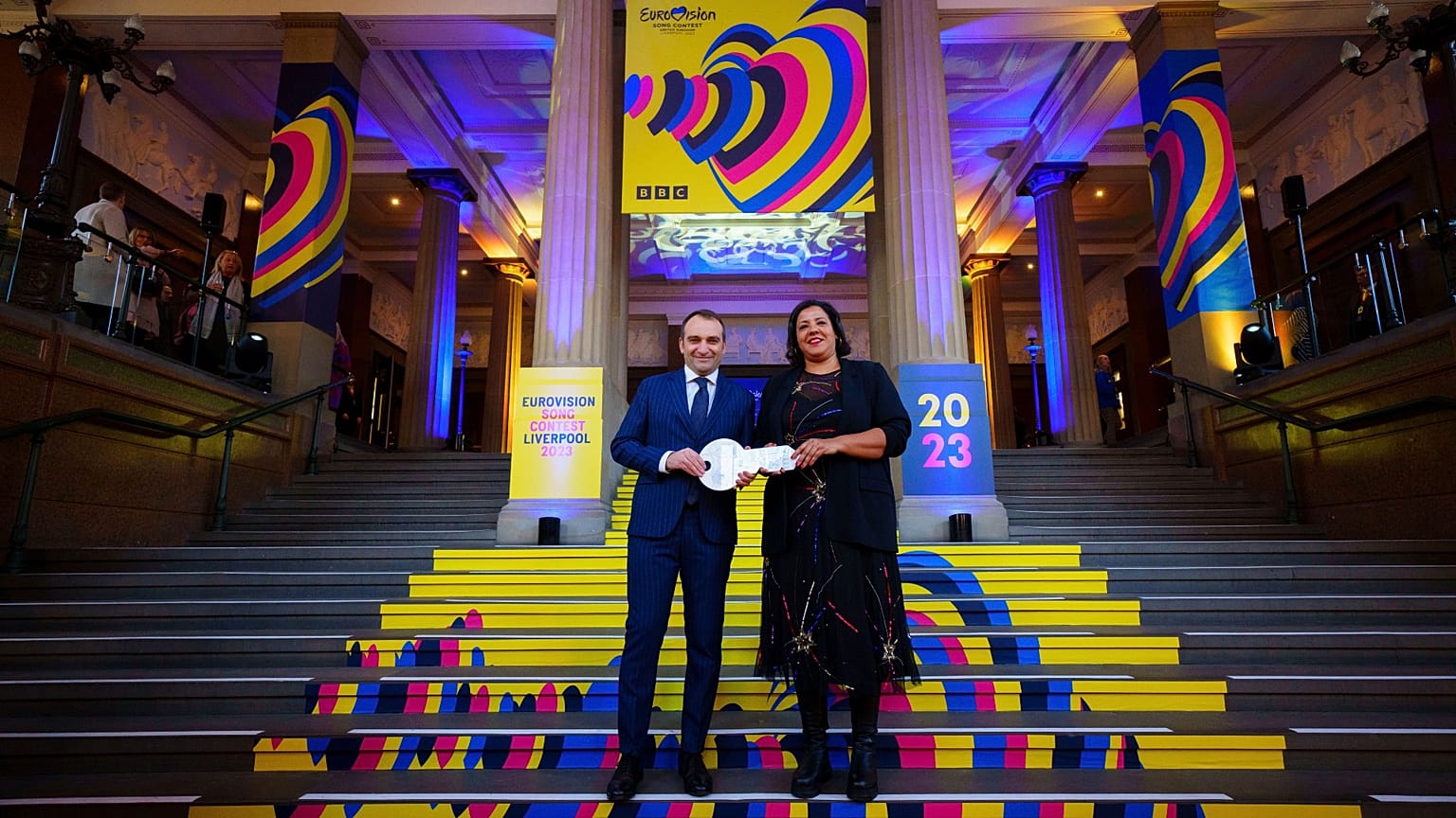 La maire de Liverpool, Joanne Anderson (à droite), et le maire de Turin, Stefano Lo Russo, à Liverpool, Angleterre, mardi 31 janvier 2023.