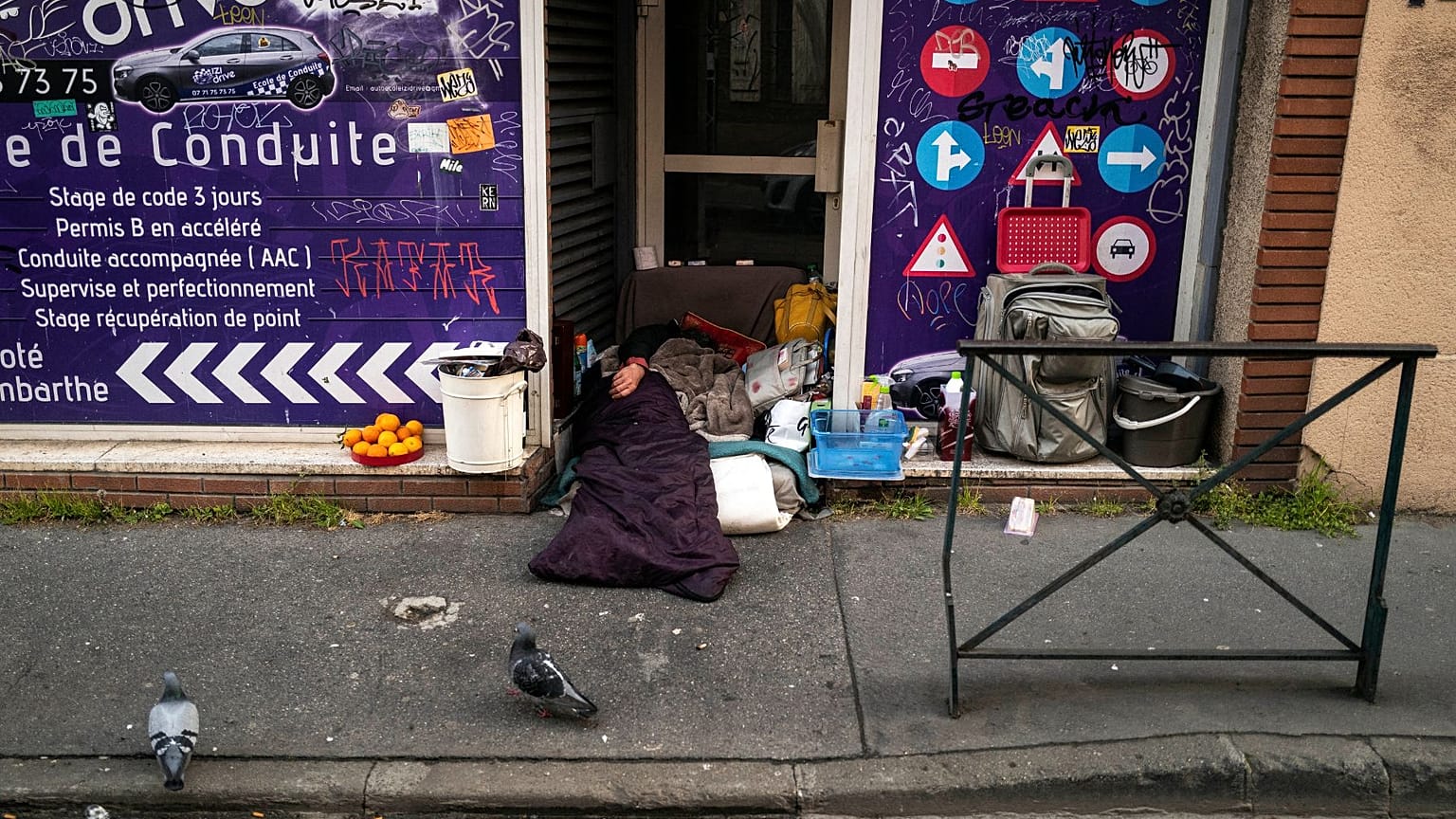 Homelessness is on the rise in France amidst increasing cost of living