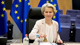 Η πρόεδρος της Κομισιόν Ούρσουλα φον ντερ Λάιεν