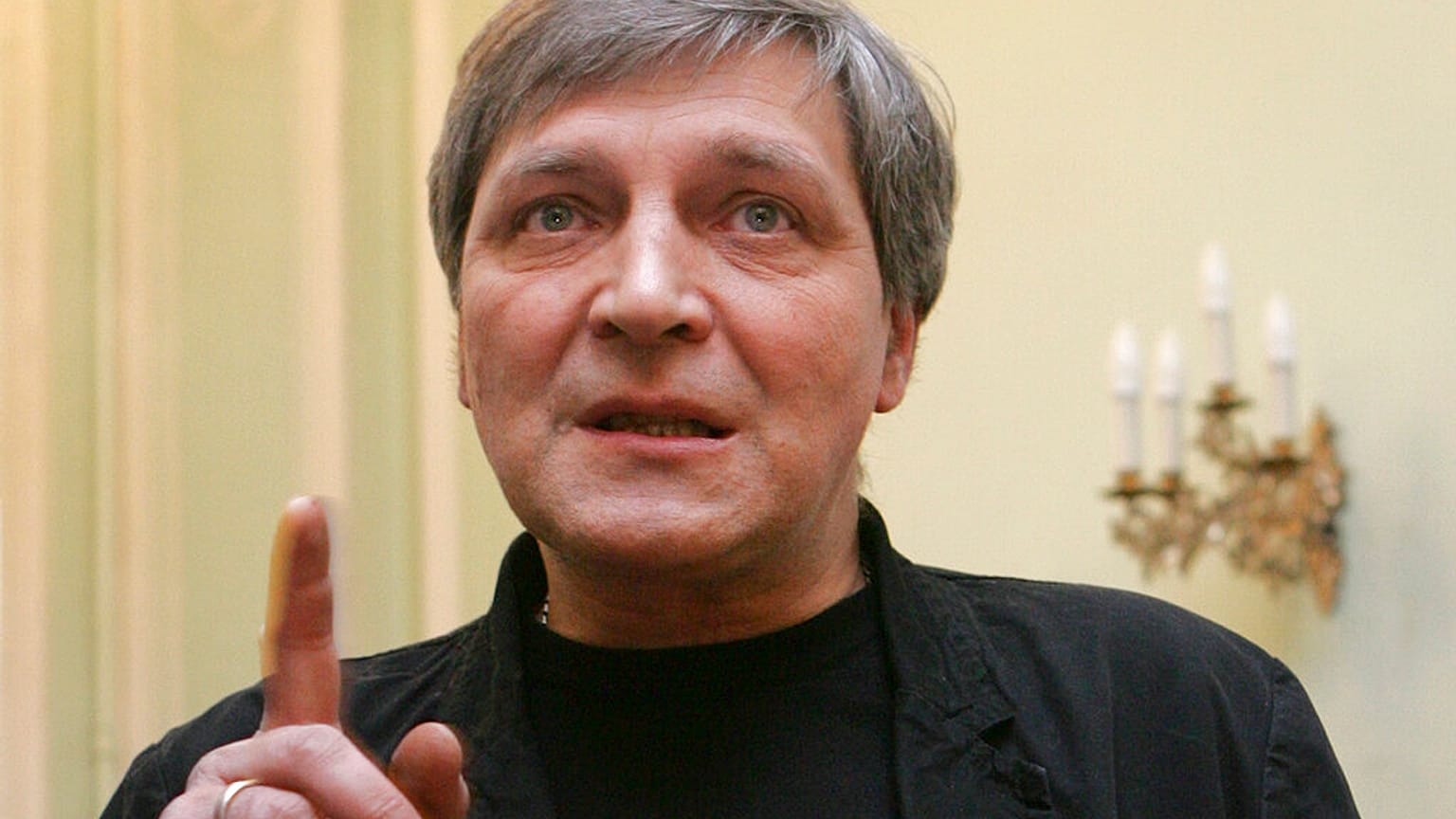 Alekszandr Nevzorov, Oroszország egyik legismertebb műsorvezetője