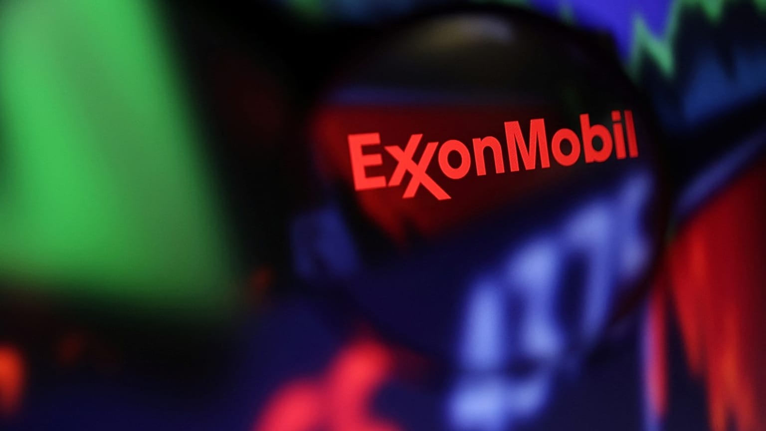 Fossil fuel giant ExxonMobil brought in record $56 billion (€51.5 bn) profits in 2022.