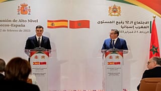 بيدرو سانشيز وعزيز أخنوش