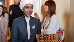  النائبة الديمقراطية إلهان عمر 