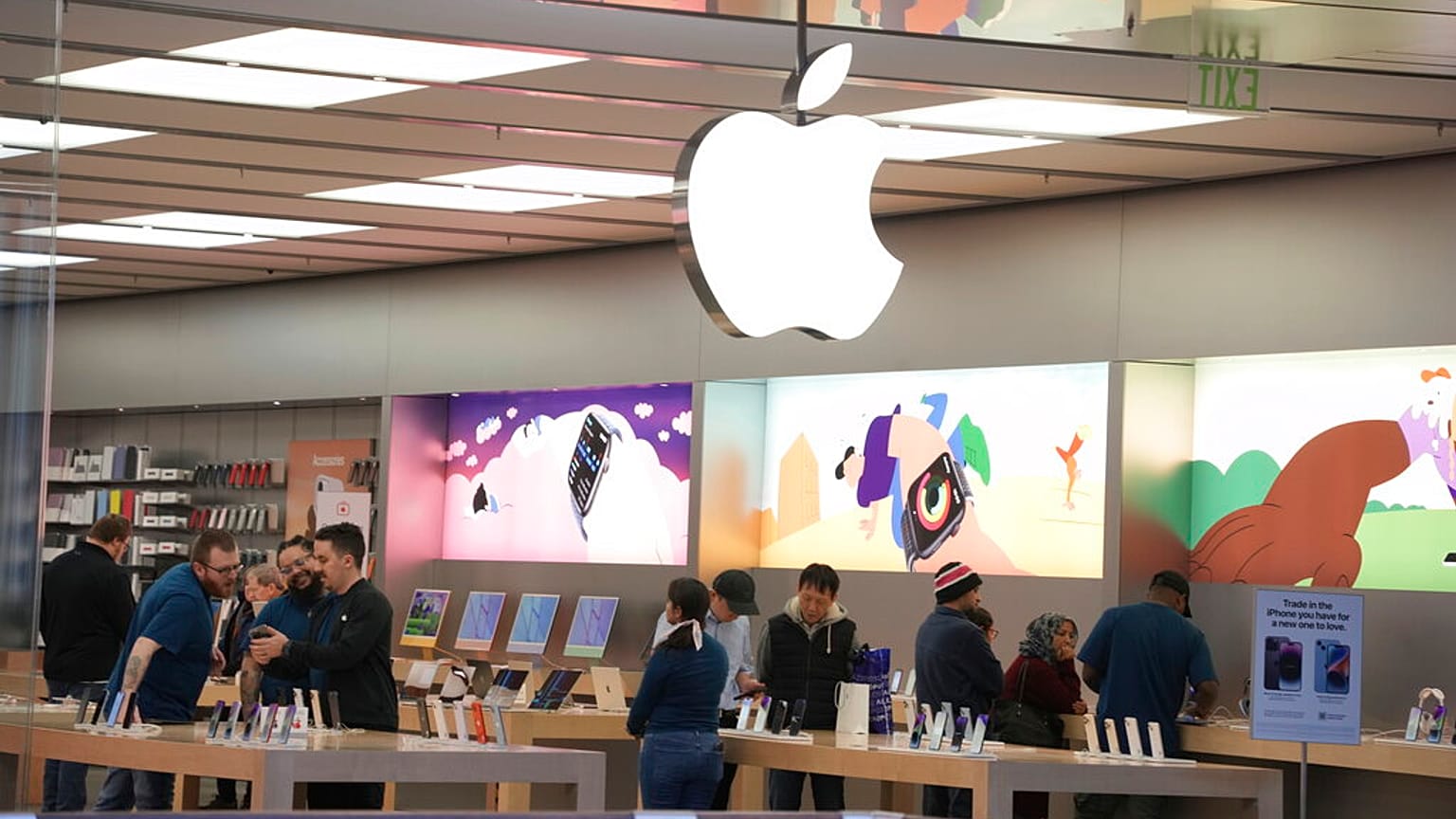 Primeiro trimestre da Apple marcado por queda da faturação e do lucro