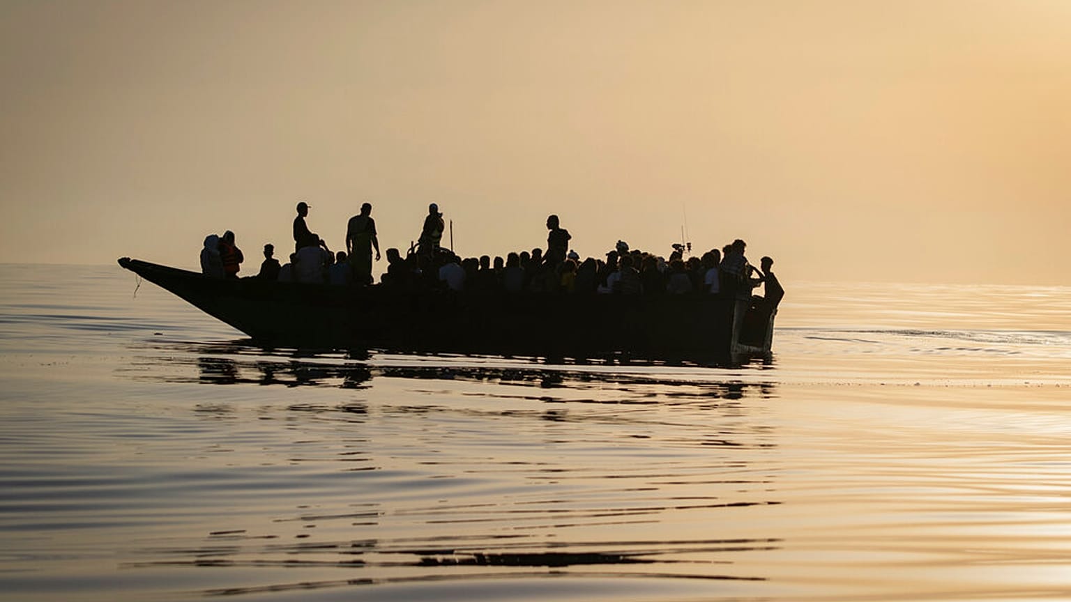 2022 yılında 105 bin 140 göçmenin deniz yoluyla İtalya'ya giriş yaptı