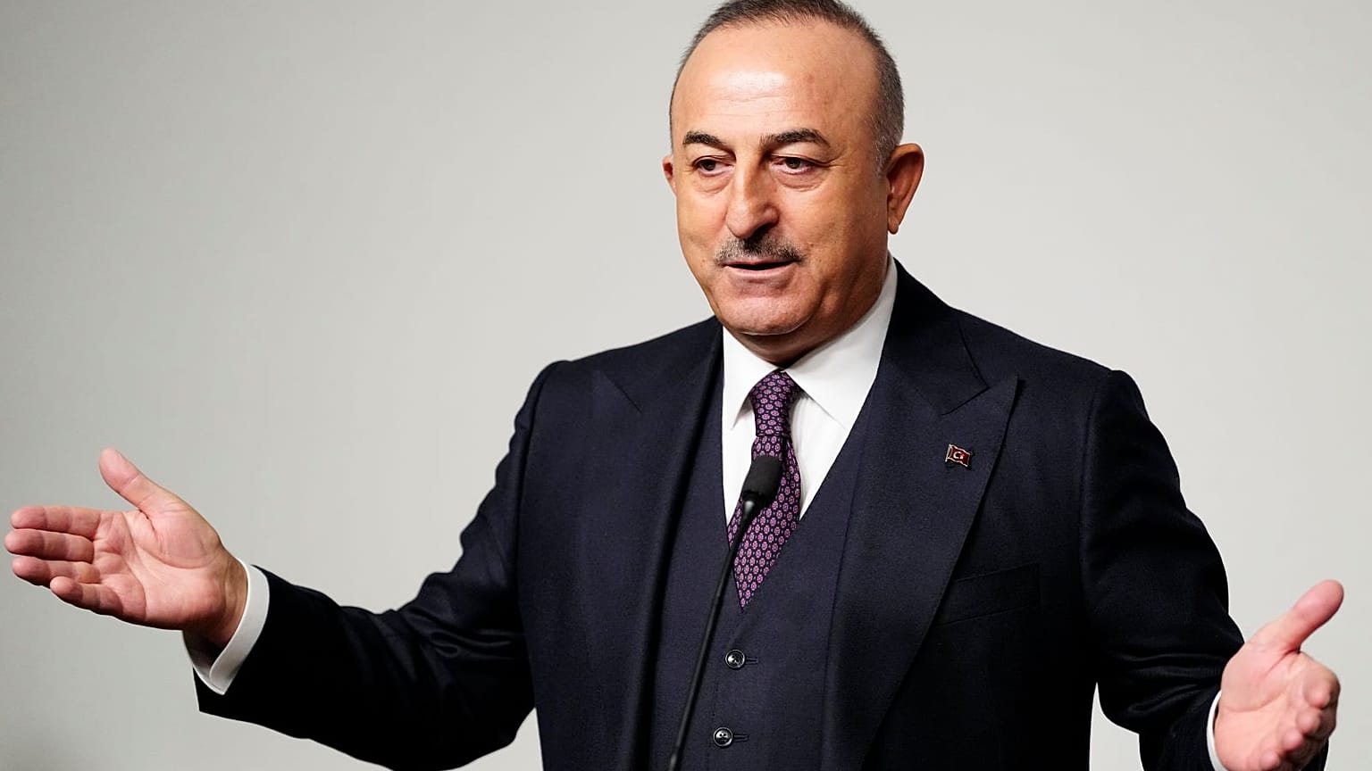 وزير الخارجية التركي مولود جاويش أوغلو