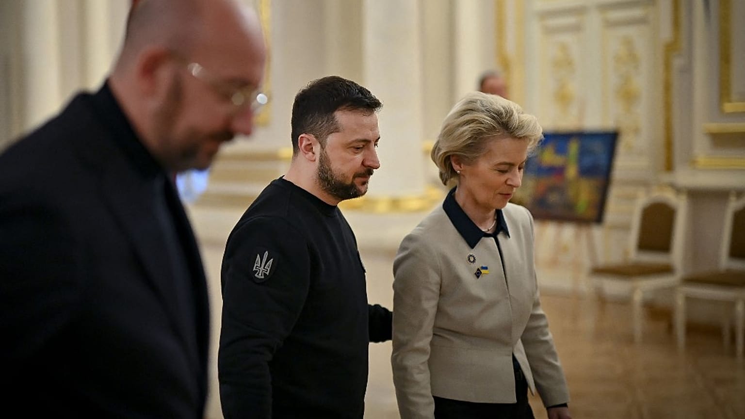 Zelenskiy, Ukrayna-AB Zirvesi'nde AB Komisyonu Başkanı Ursula von der Leyen ve Konsey Başkanı Charles Michel ile görüştü