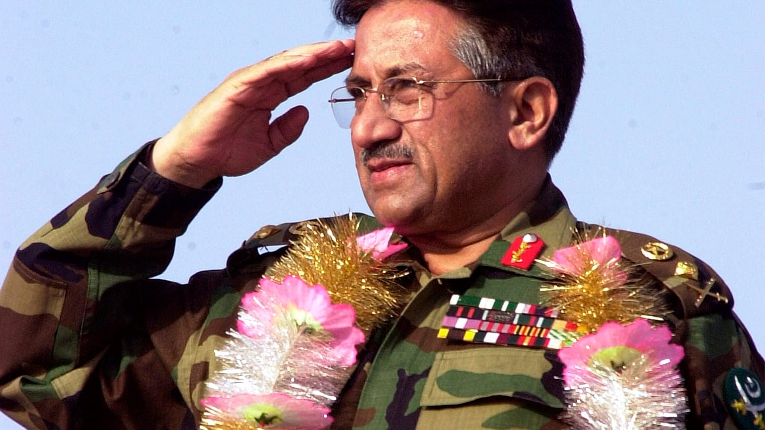 Pakistan'ın eski Cumhurbaşkanı Pervez Müşerref hayatını kaybetti