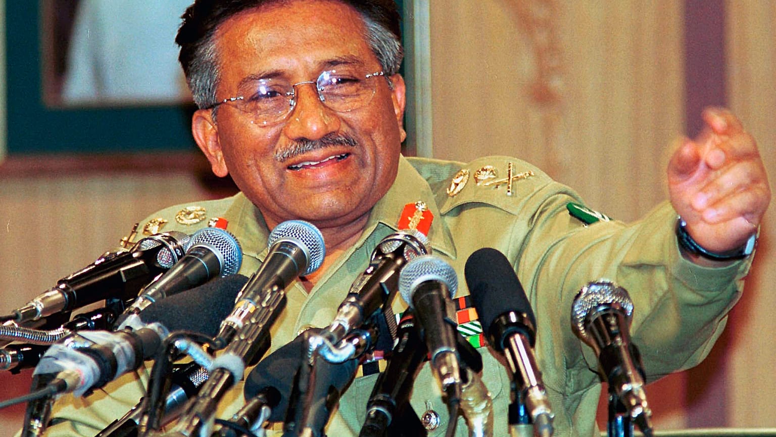 Pervez Musharraf estava no Dubai desde 2016