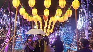 Taiwanesen auf dem Laternenfest, Abschluss des chinesischen Mondneujahrsfestes in Taipeh