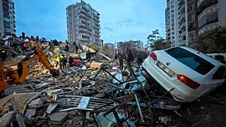 Kahramanmaraş merkezli çifte depremde binlerce kişi hayatını kaybetti