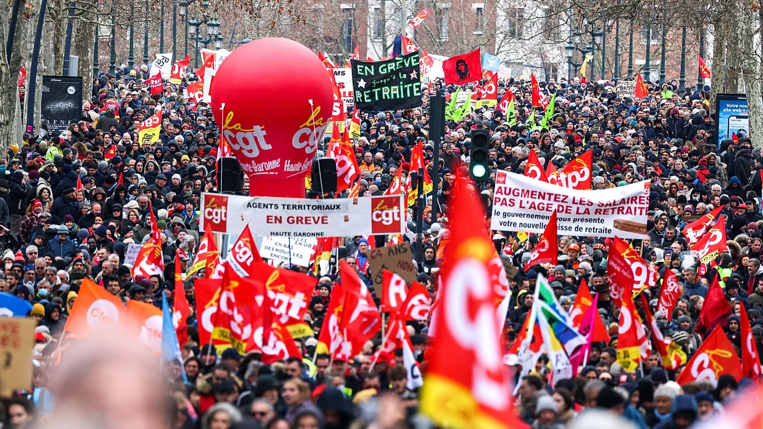Manifestación contra la reforma de las pensiones en Toulouse (Francia).