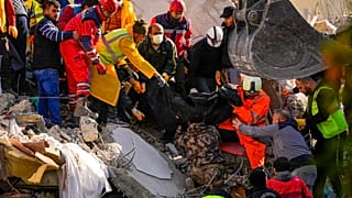 ΚΡΑΥΓΕΣ ΑΠΟ ΤΑ ΣΥΝΤΡΙΜΜΙΑ