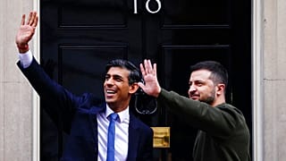 Le Premier ministre britannique Rishi Sunak et le président ukrainien Volodymyr Zelenskyy à Downing Street à Londres, mercredi 8 février 2023