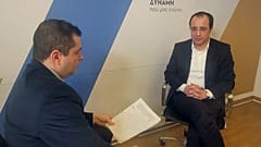 Ο υποψήφιος Πρόεδρος της Κυπριακής Δημοκρατίας, Νίκος Χριστοδουλίδης, και ο απεσταλμένος του euronews στην Λευκωσία, Απόστολος Στάικος