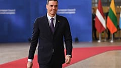 Pedro Sánchez a su llegada a la cumbre europea.