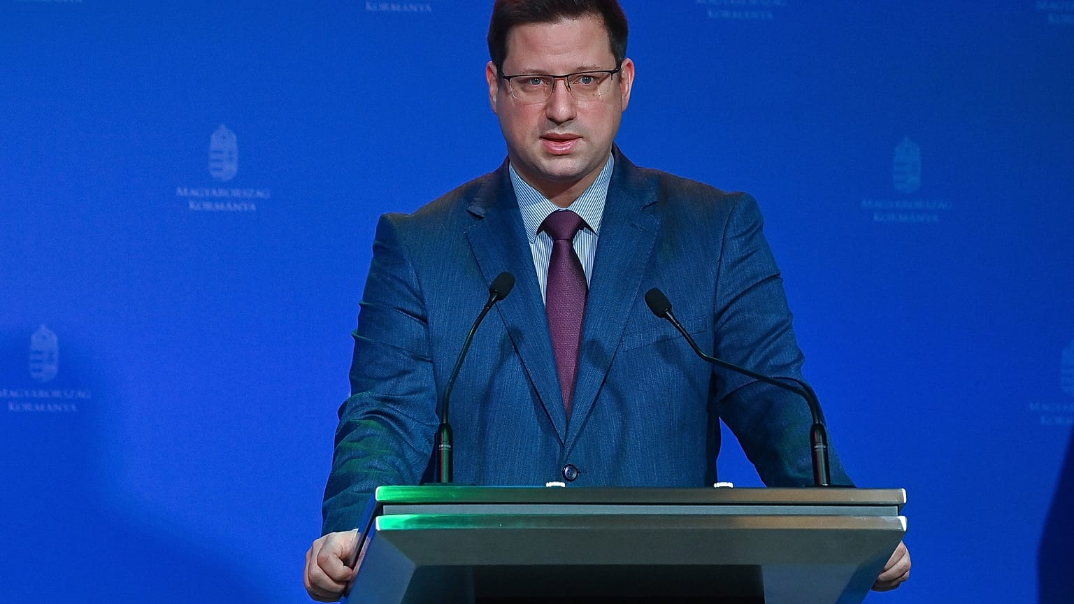 Gulyás Gergely Miniszterelnökséget vezető miniszter a Kormányinfó sajtótájékoztatón a Miniszterelnöki Kabinetiroda épületében 2023. február 9-én.