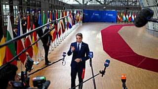 Ο Έλληνας πρωθυπουργός Κυριάκος Μητσοτάκης προσερχόμενος στη σύνοδο κορυφής της ΕΕ στις Βρυξέλλες