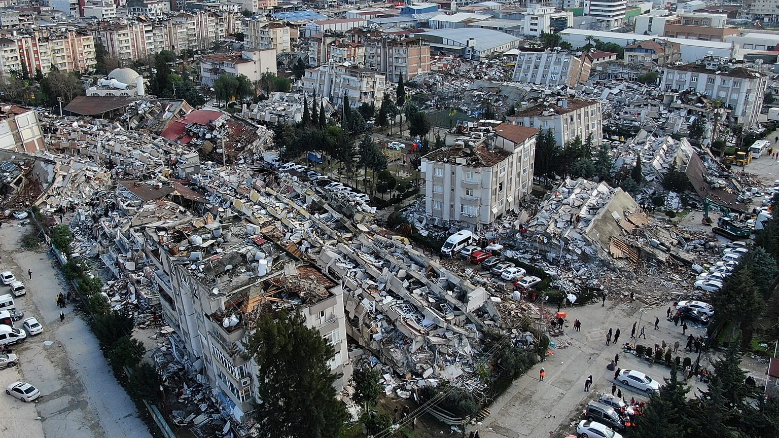 Kahramanmaraş merkezi deprem sonrası Hatay'da yaşanan yıkım