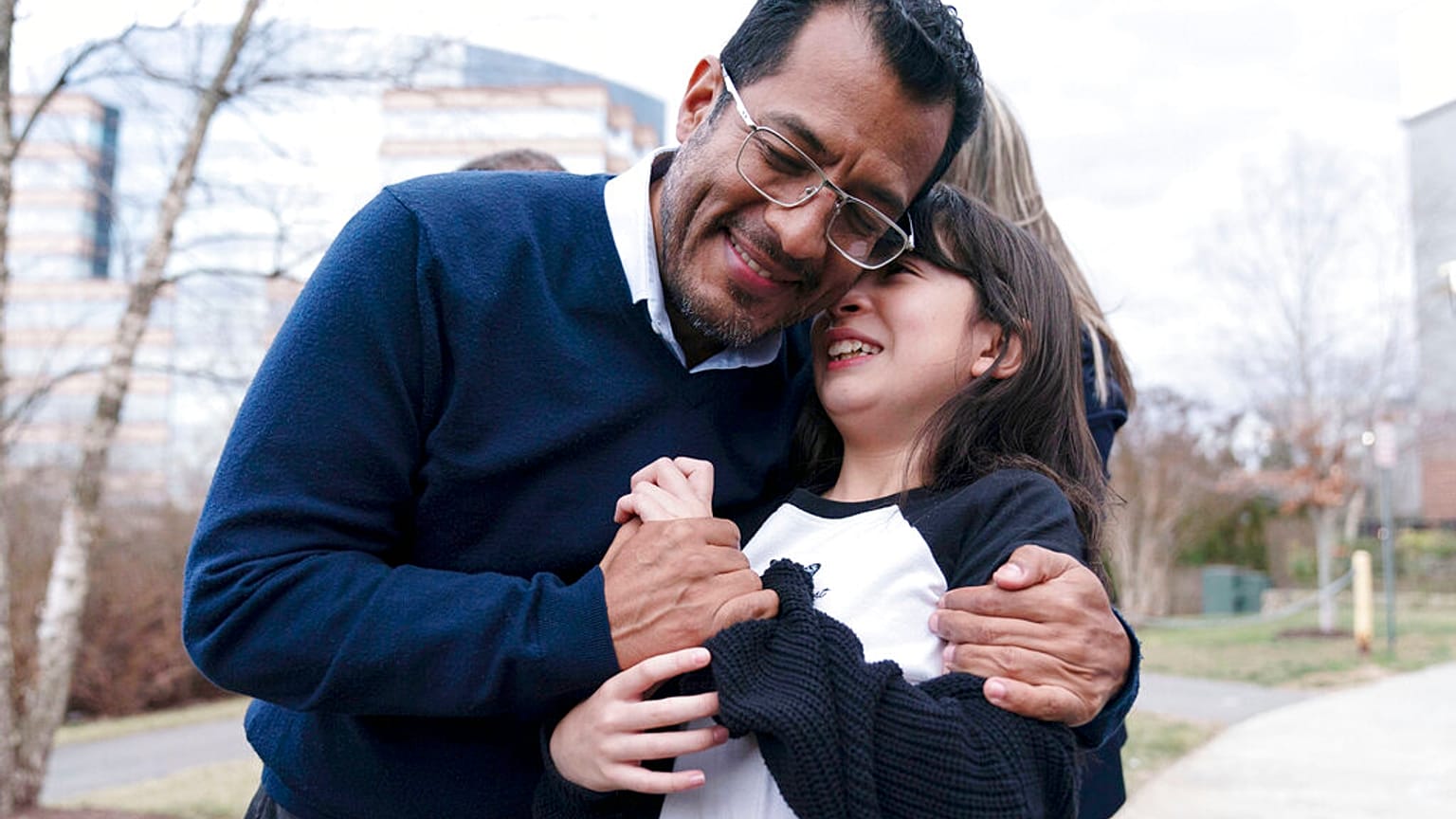 El excandidato presidencial, Félix Maradiaga y su hija Alejanda enWahington, 9/2/2023