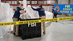 Trümmerteil des mutmaßlichen chinesischen Spionageballons werden vom FBI untersucht.