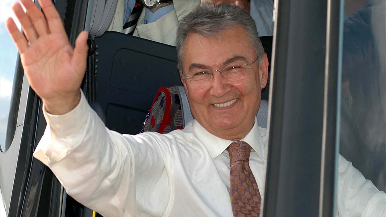 Deniz Baykal (arşiv)