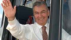 Deniz Baykal (arşiv)