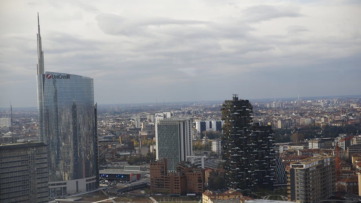 Az Unicredit torony Milánóban