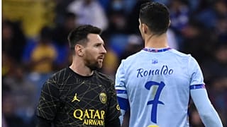 ليونيل ميسي وكرستيانو رونالدو أثناء مباراة نادي باريس سان جيرمان ونجوم الهلال والنصر - الرياض -السعودية 19/01/2023