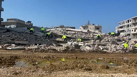 Emirati continue search and rescue operations in devastated Syria