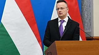 Szijjártó Péter külgazdasági és külügyminiszter beszél az Ivica Dacic szerb külügyminiszterrel tartott sajtótájékoztatón 2023. január 10-én