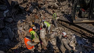 Ολοκληρώνουν σταδιακά το έργο τους τα σωστικά συνεργεία
