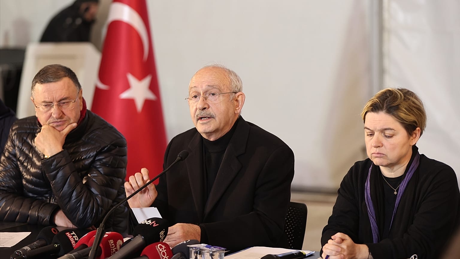  CHP Genel Başkanı Kemal Kılıçdaroğlu MYK toplantısı öncesinde açıklamalarda bulundu