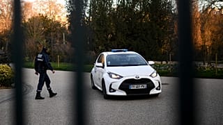 Keşif sonrası Buttes-Chaumont Parkı boşaltıldı