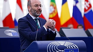 Ο Μάνφρεντ Βέμπερ στο Ευρωπαϊκό Κοινοβούλιο