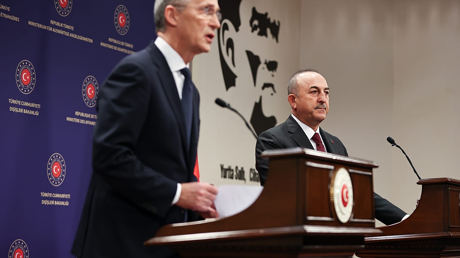 Jens Stoltenberg  ve Mevlüt Çavuşoğlu
