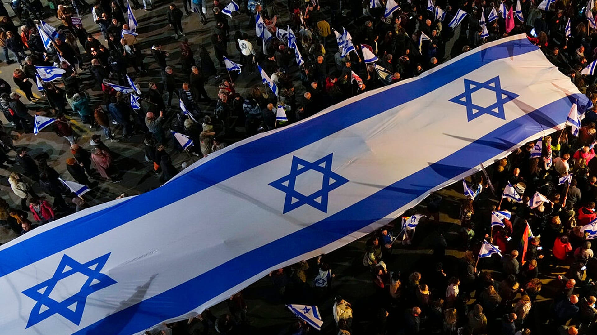Multitudinaria protesta en Tel Aviv contra la reforma judicial ...