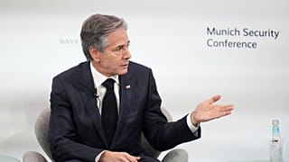 Antony Blinken amerikai külügyminiszter a konferencia egyik panelbeszélgetésén