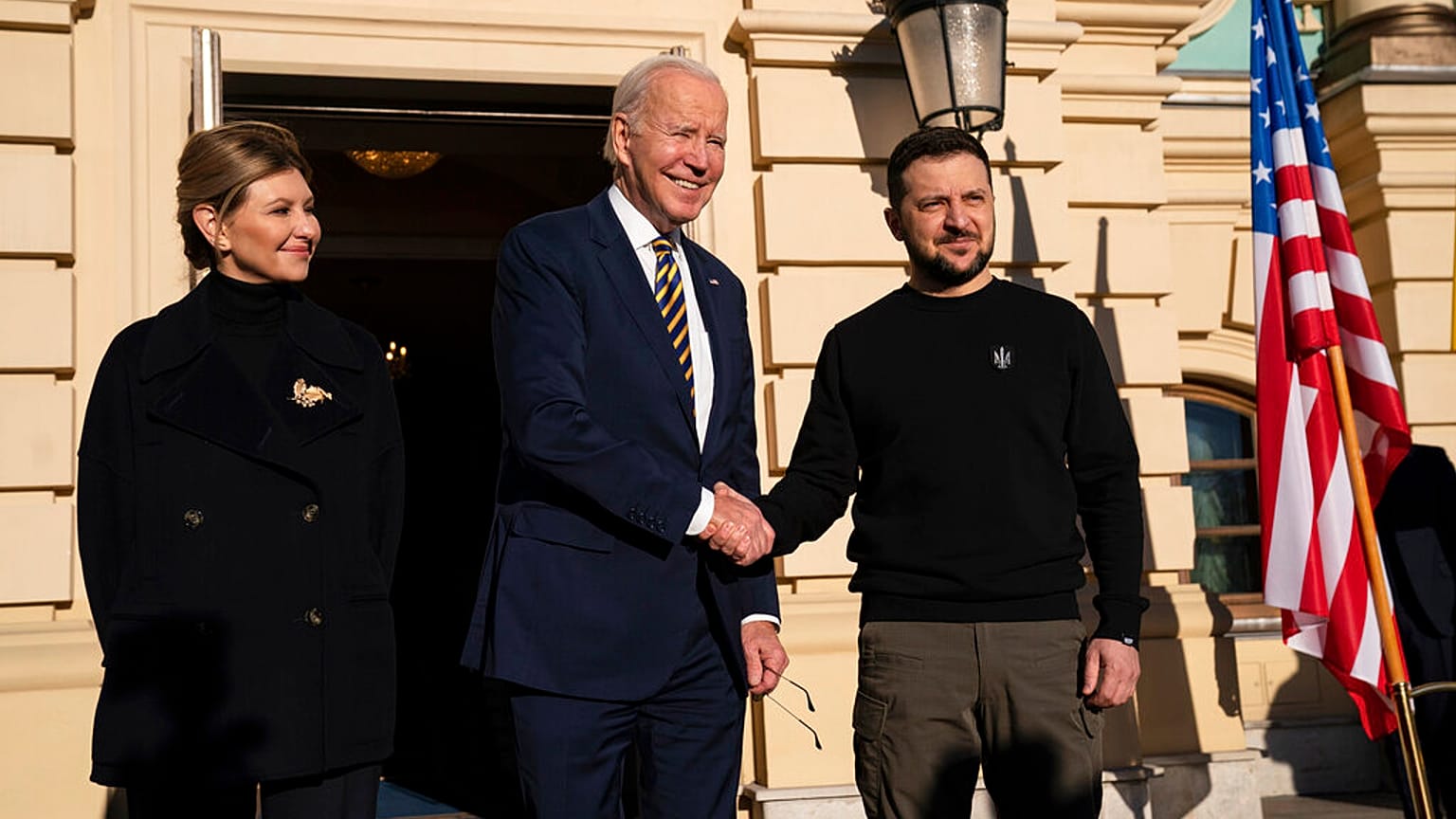 Joe Biden és Volodimir Zelenszkij Kijevben 2023. február 20-án