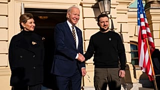 Joe Biden és Volodimir Zelenszkij Kijevben 2023. február 20-án