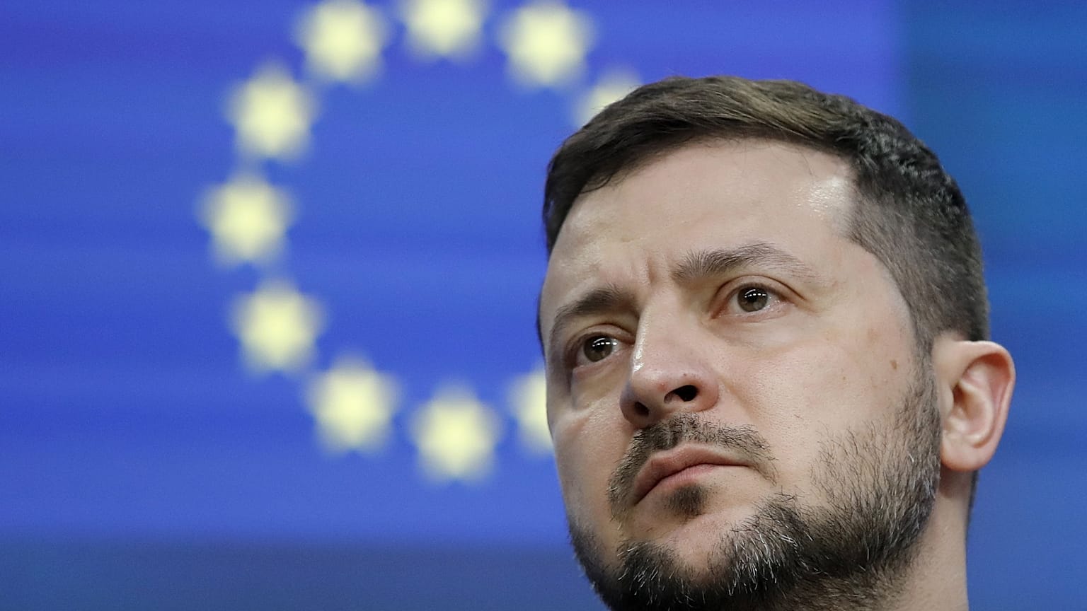 Zelenszkij az Európai Tanács brüsszeli tanácskozásának ülésén 2023. február 9-én.