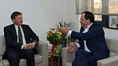 Ο εκλεγμένος πρόεδρος της Κύπρου Νίκος Χριστοδουλίδης συναντά στον ειδικό εκπρόσωπο του ΟΗΕ Κόλιν Στιούαρτ