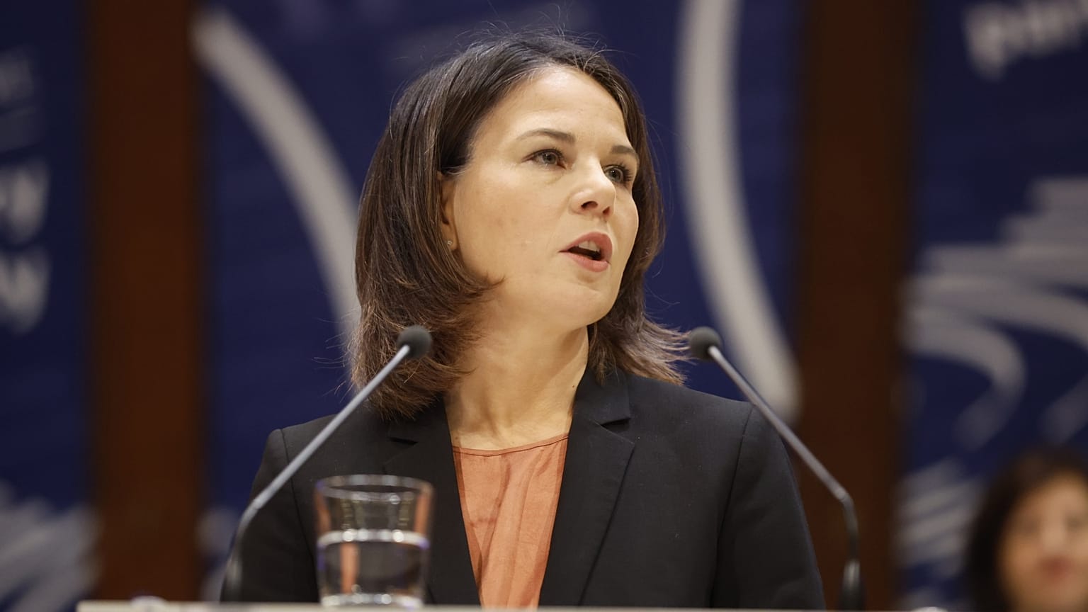 Annalena Baerbock külügyminiszter "teljesen elfogadhatatlannak" nevezte az ítéletet