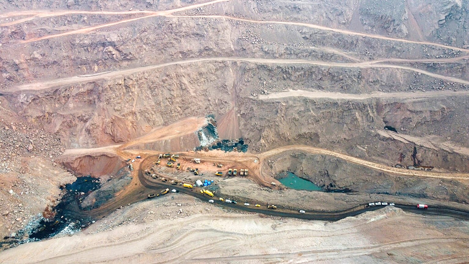 Das Grubenunglück ereignete sich in der Inneren Mongolei. Wegen eines weiteren Erdrutsches wurden die Rettungsarbeiten am Mittwoch zeitweise gestoppt