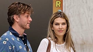 La exvicepresidenta del Parlamento Europeo, Eva Kaili (dcha.), y su pareja, Francesco Giorgi.