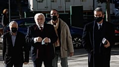 Ο επιχειρηματίας Χρήστος Καλογρίτσας εισέρχεται στον Άρειο Πάγο για να απολογηθεί για την υπόθεση του διαγων