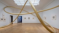 Instalação "Endless Line" de Gijs Van Vaerenbergh na exposição "Escher - Outro Mundo"