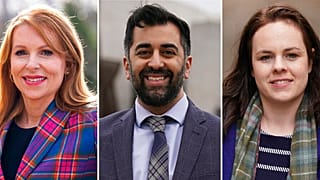 SNP lideri ve İskoçya Başbakanı olmak için belirlenen üç aday Ash Regan, Hamza Yousaf ve Kate Forbes (soldan sağa)
