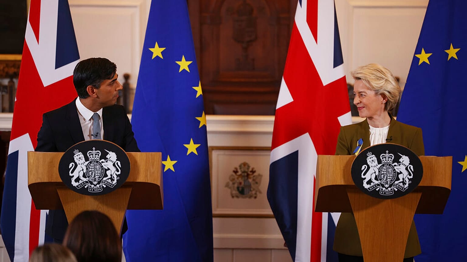 Britain's Prime Minister Rishi Sunak and EU Commission President Ursula von der Leyen, right, hold a press conference at Windsor Guildhall, England, Monday Feb. 27, 2023.