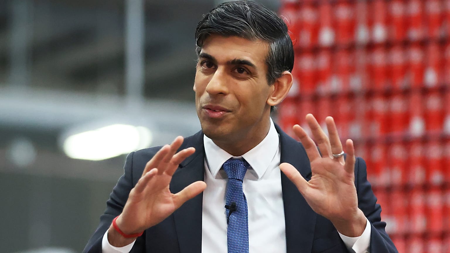 Rishi Sunak an diesem Dienstag bei einem nordirischen Getränkehersteller